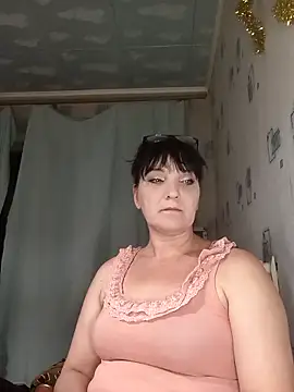 Milashkaqw online show from March 2026 10:05:01 PM