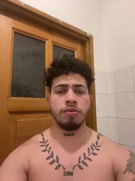 Darwinhot13 online show from March 2026 01:44:01 AM