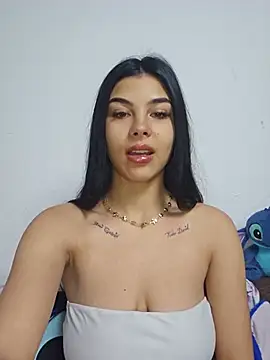 Crissdesire online show from June 2026 02:30:02 PM