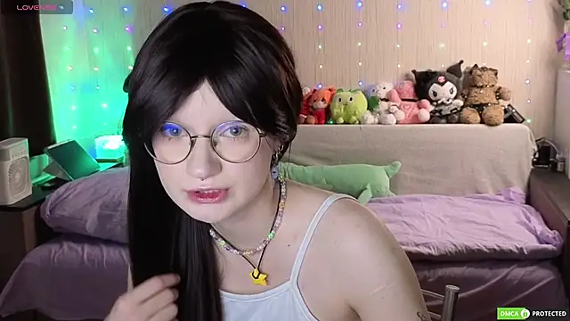 JulietFisher online show from May 2026 04:17:02 AM
