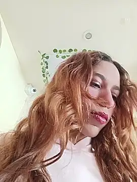 ValerieWoodsl online show from May 2026 06:36:02 PM