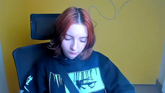 Butterfly Milly online show from April 2026 02:03:02 PM