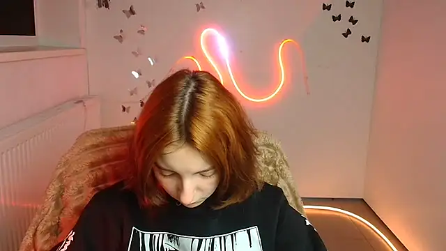Butterfly Milly online show from April 2026 05:45:01 AM