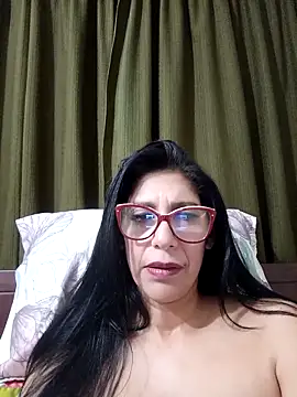 SamanthaRosse01  online show from April 2026 03:09:02 AM