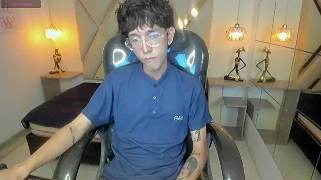 Snapshot of Dewon20_ chatting on April 2026 02:28:01 PM Dewon20 online show from April 2026 02:28:01 PM