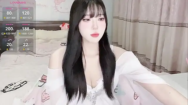 YINUO-QJ online show from April 2026 03:25:01 PM