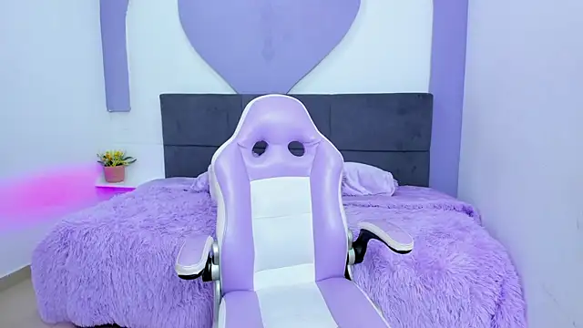 princess skinny  online show from July 2026 02:40:02 AM