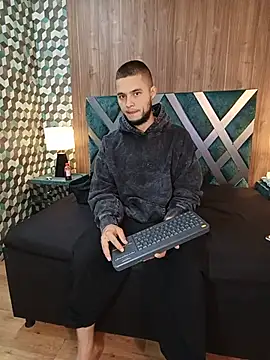Snapshot of Joaho_Fernandez chatting on July 2026 03:23:01 AM Joaho Fernandez online show from July 2026 03:23:01 AM
