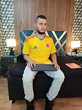 Snapshot of Joaho_Fernandez chatting on July 2026 09:32:02 PM Joaho Fernandez online show from July 2026 09:32:02 PM