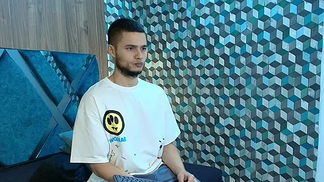 Snapshot of Joaho_Fernandez chatting on July 2026 08:00:01 PM Joaho Fernandez online show from July 2026 08:00:01 PM