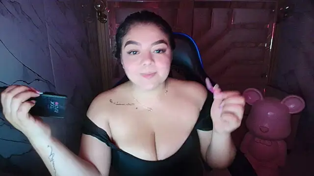 luna  r  online show from May 2026 09:31:01 PM