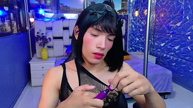 IsaacNovaa online show from May 2026 07:42:01 PM