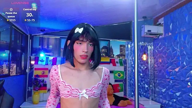 IsaacNovaa online show from June 2026 08:19:02 PM