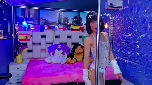 IsaacNovaa online show from June 2026 08:08:01 PM