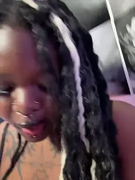 Nyla xox online show from June 2026 09:07:02 PM