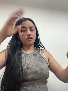 kimberly peter online show from May 2026 09:33:02 PM