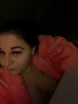 Snapshot of Szandra26 chatting on March 2026 10:38:02 PM Szandra26 online show from March 2026 10:38:02 PM