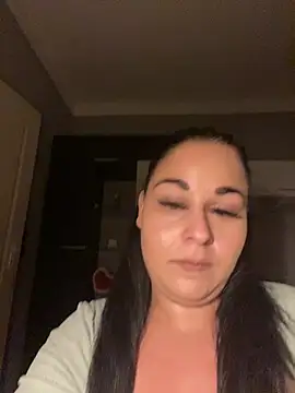 Szandra26 online show from April 2026 09:38:01 PM