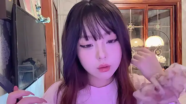 thelittlexx online show from May 2026 07:25:01 AM