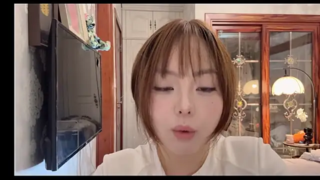 thelittlexx online show from May 2026 07:59:01 AM
