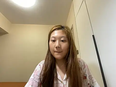 Snapshot of tutu512 chatting on May 2026 11:04:02 AM tutu512 online show from May 2026 11:04:02 AM