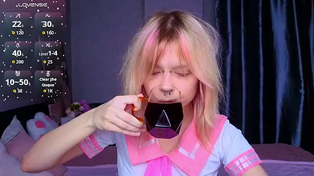 PerryKitty online show from April 2026 07:59:01 PM