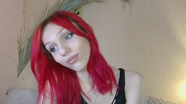 Kirana Hayes online show from April 2026 01:24:01 PM