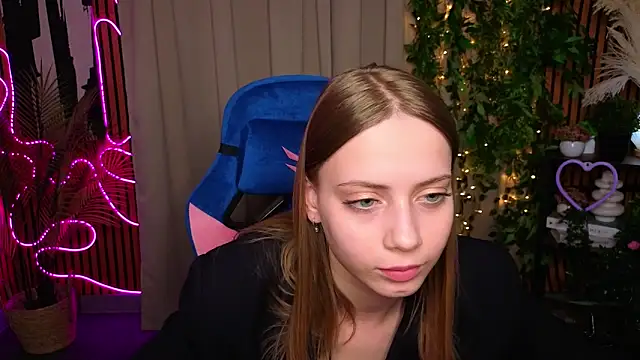 HelenHale online show from March 2026 12:38:02 PM