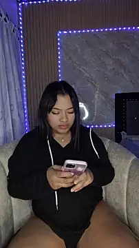 Snapshot of Saraa_M chatting on June 2026 03:30:02 AM Saraa M online show from June 2026 03:30:02 AM