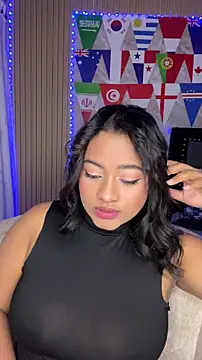 Snapshot of Saraa_M chatting on June 2026 12:14:01 AM Saraa M online show from June 2026 12:14:01 AM