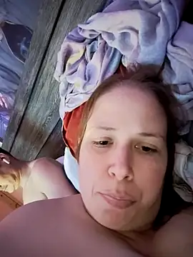 023thickandjuicy07 online show from May 2026 04:30:01 AM
