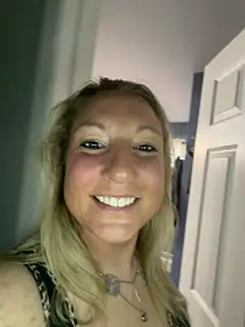 sweetkacibaby online show from May 2026 01:43:02 PM