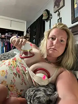 Snapshot of sweetkacibaby chatting on July 2026 03:23:01 AM sweetkacibaby online show from July 2026 03:23:01 AM