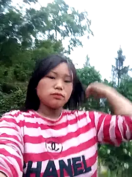 Snow-queen online show from May 2026 10:48:01 PM