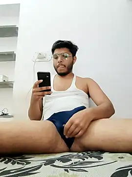 Snapshot of boyzxzxc chatting on March 2026 08:20:02 AM boyzxzxc online show from March 2026 08:20:02 AM