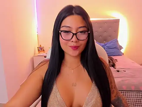 Sofiashadow online show from March 2026 09:09:02 PM