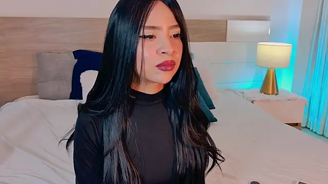 Snapshot of Sandy_Becker chatting on June 2026 02:52:01 PM Sandy Becker online show from June 2026 02:52:01 PM