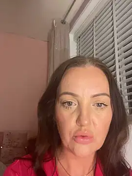 Snapshot of Ladyluxee chatting on March 2026 08:41:01 PM Ladyluxee online show from March 2026 08:41:01 PM