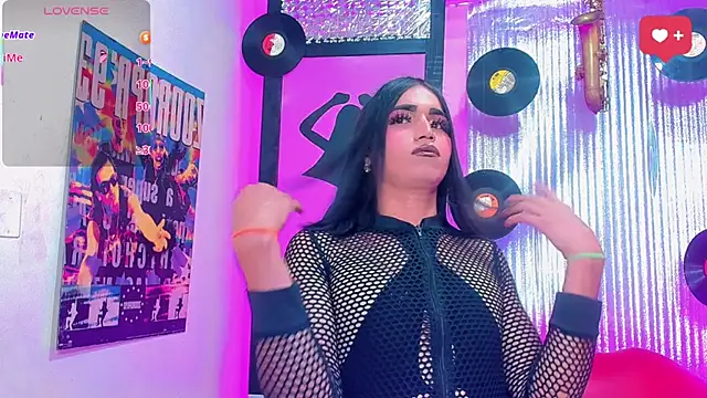 Snapshot of _Cristal_Paez__ chatting on March 2026 04:34:02 AM Cristal Paez online show from March 2026 04:34:02 AM