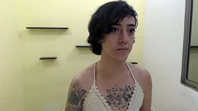 romina white18 online show from April 2026 12:35:02 AM