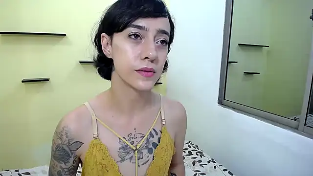 romina white18 online show from April 2026 05:55:01 AM