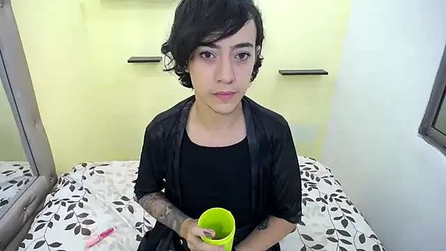 romina white18 online show from May 2026 06:52:01 AM