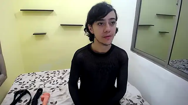 romina white18 online show from May 2026 06:44:01 AM