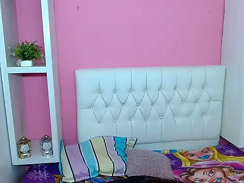 23alana online show from May 2026 03:24:02 AM