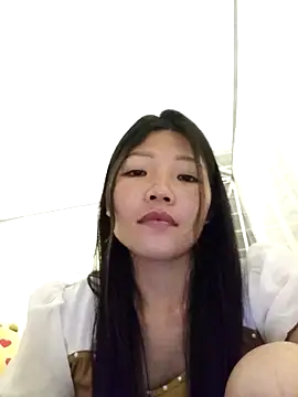 Snapshot of -Quyny- chatting on March 2026 03:01:02 PM -Quyny- online show from March 2026 03:01:02 PM