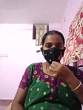 Snapshot of tamilratchasii chatting on June 2026 05:17:02 AM tamilratchasii online show from June 2026 05:17:02 AM