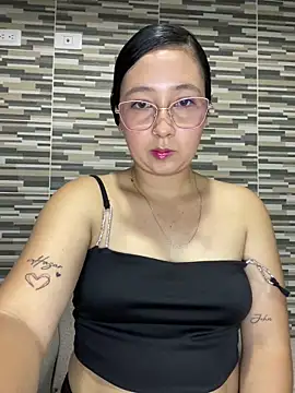 Kittyplacer online show from April 2026 11:10:02 PM