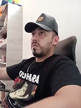 Snapshot of ZethMasterFDM chatting on April 2026 05:42:02 PM ZethMasterFDM online show from April 2026 05:42:02 PM