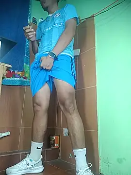 Snapshot of romeohotpig chatting on June 2026 03:29:02 AM romeohotpig online show from June 2026 03:29:02 AM