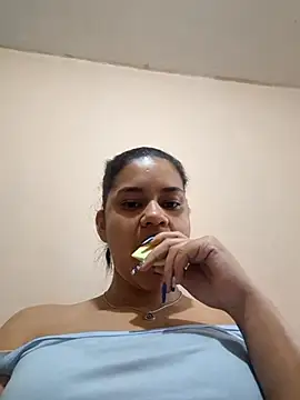 Snapshot of Ciela_xxx chatting on April 2026 01:27:02 AM Ciela xxx online show from April 2026 01:27:02 AM